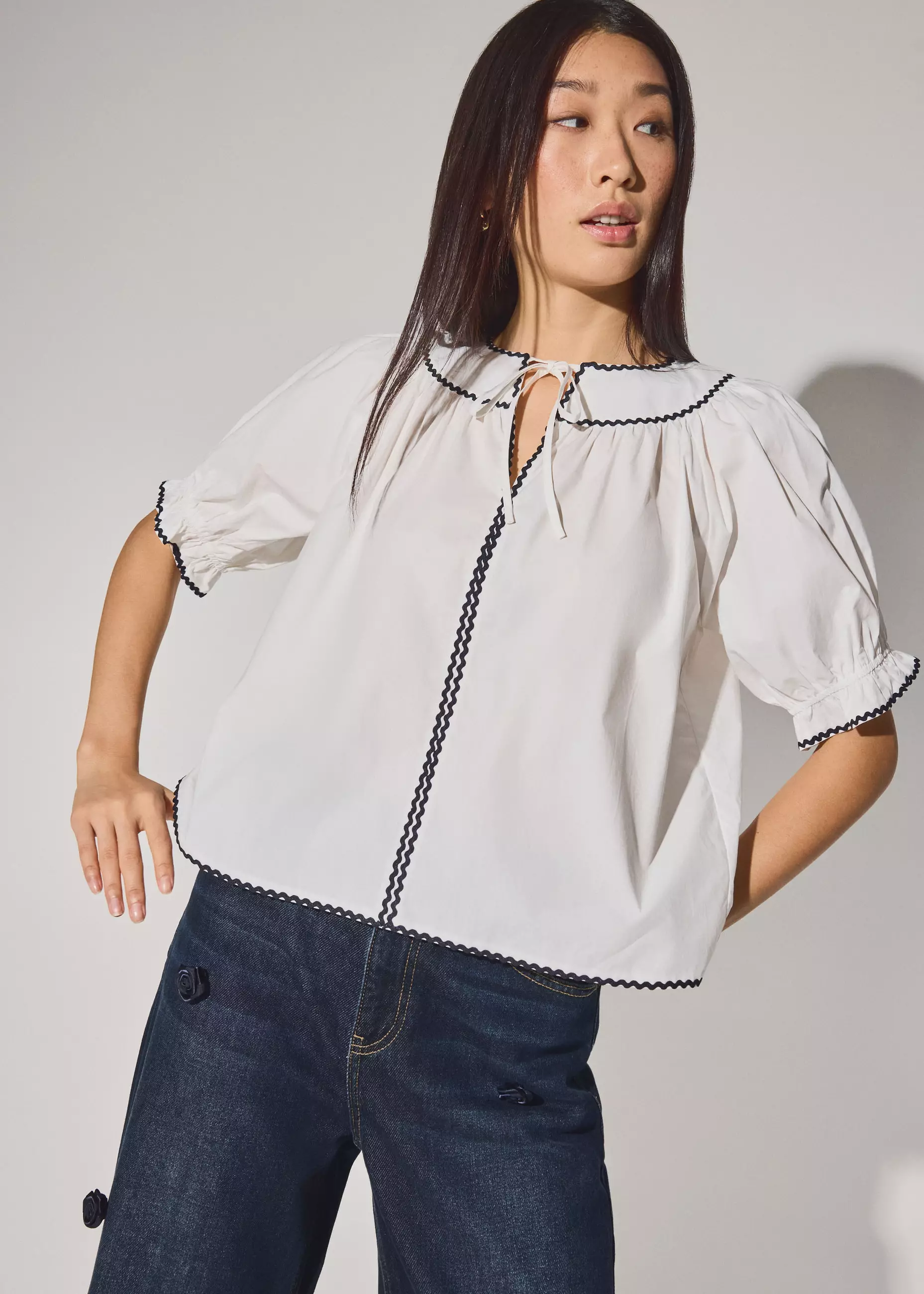 Atasan Wanita - Relaxed Cotton Scallop Trim Puff Sleeve Blouse