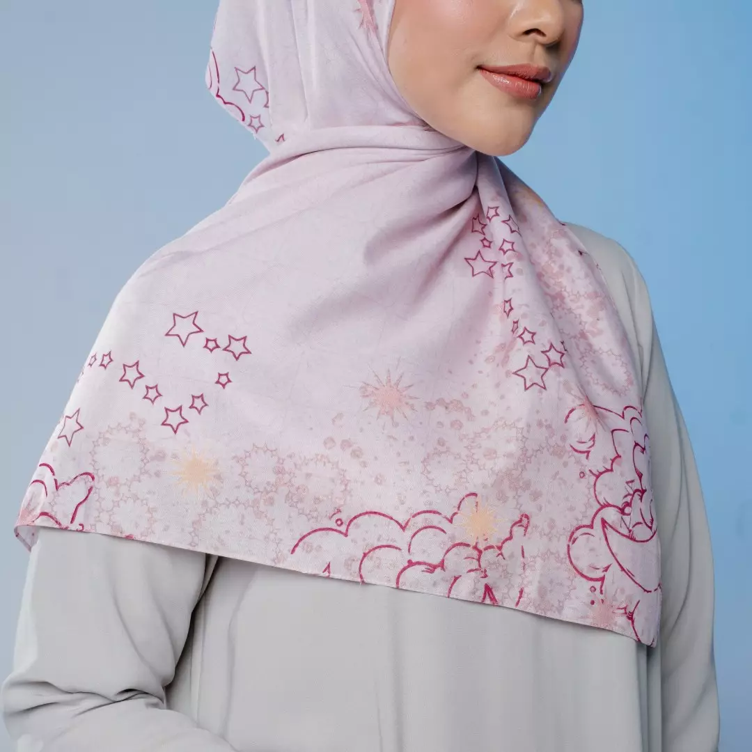 ELIANA Scarf Dusty Pink - Kerudung Hijab Segiempat Motif With Pouch Ziplock - Bahan Poly Fine - Ukuran 110x110