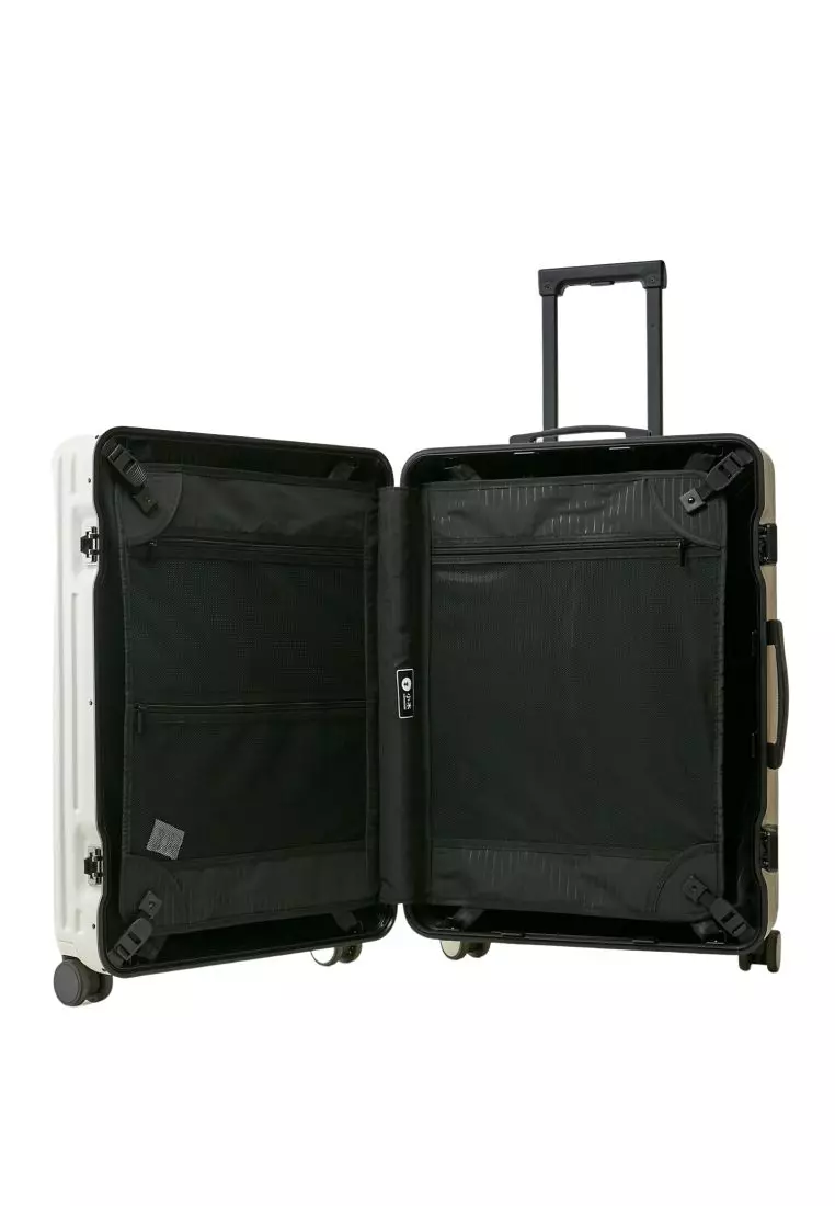 Uob tumi clearance luggage