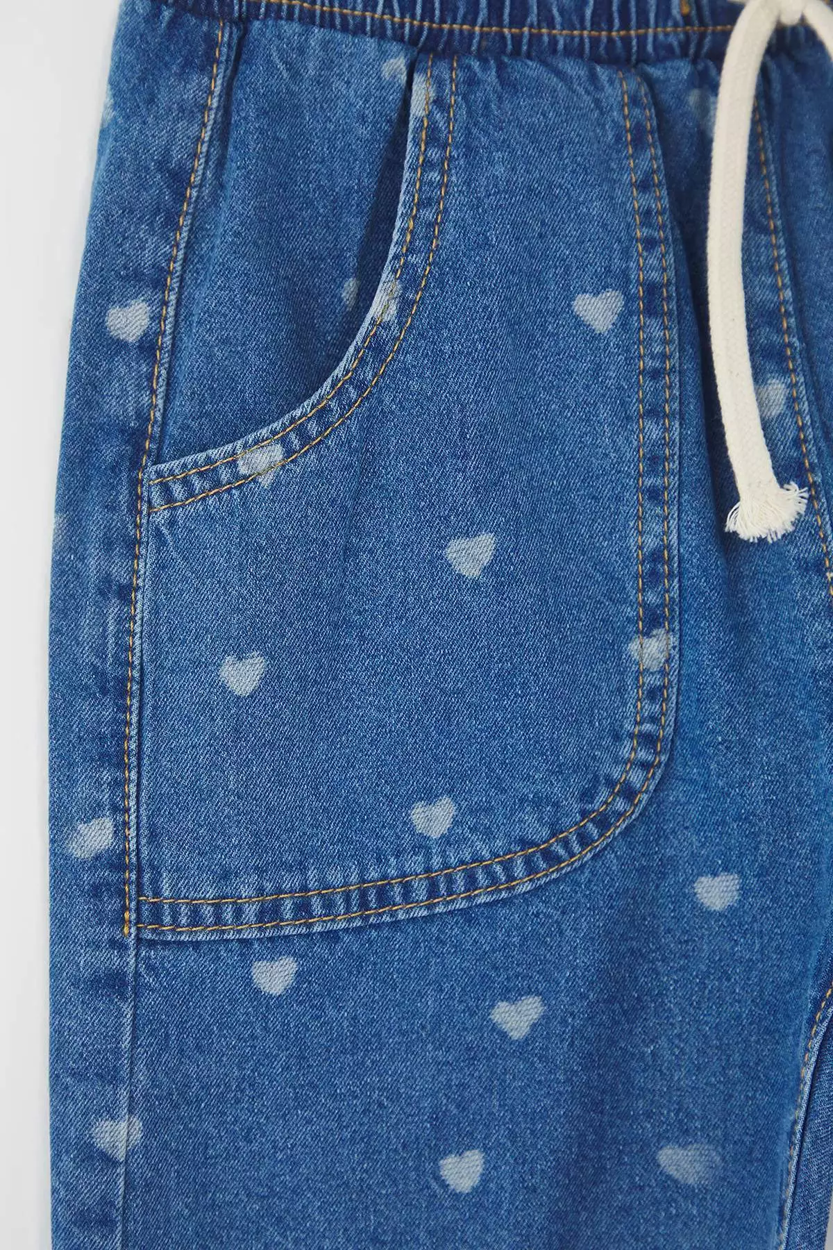 Blue Girl's 100% Cotton Heart Printed Elastic Denim Shorts Tkdss25Sr00029