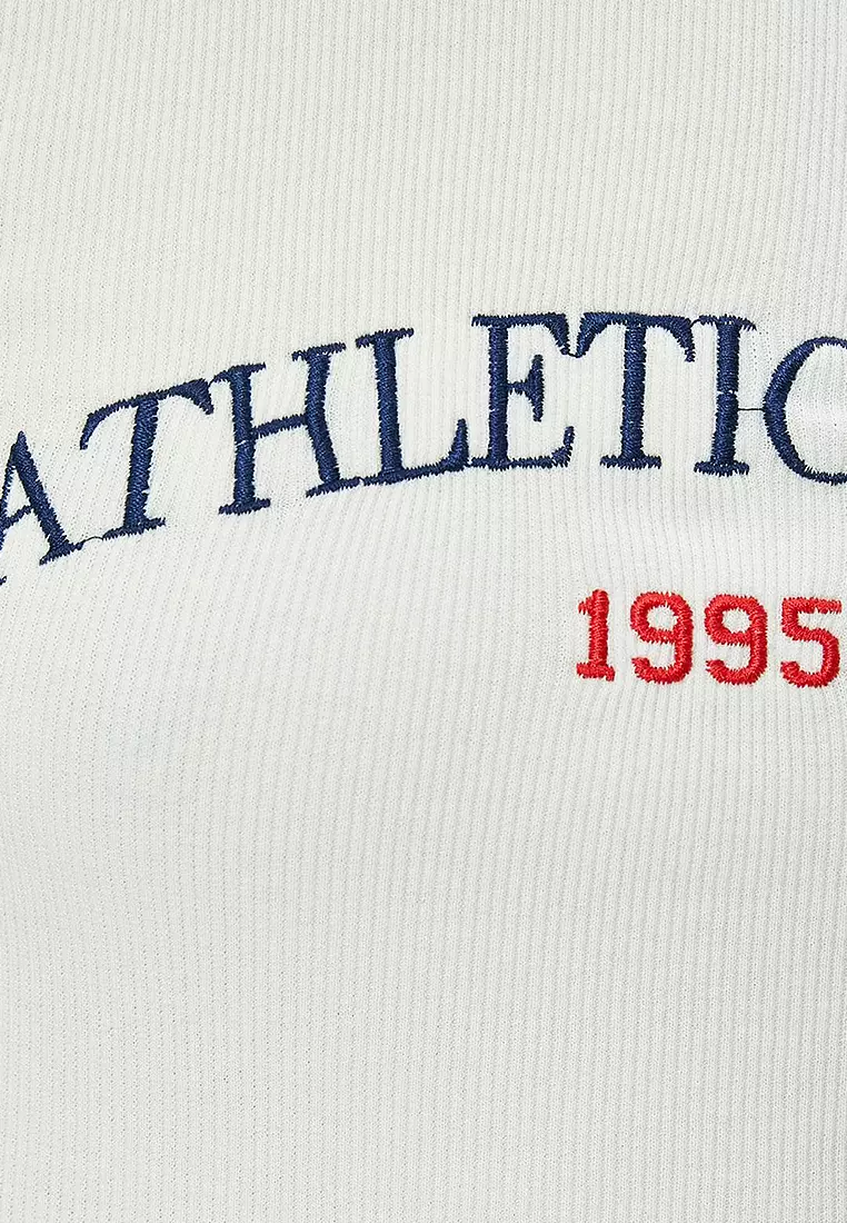 Raglan Sleeve Crop T-Shirt