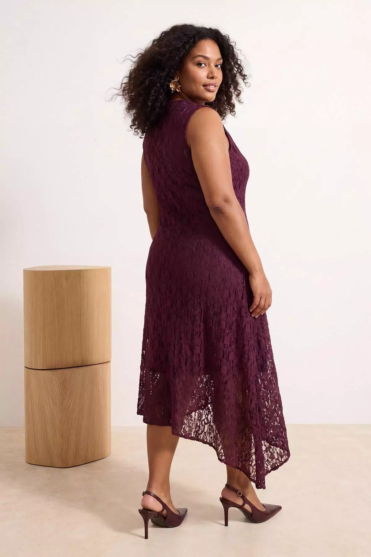 Plum Plain Asymmetrical Maxi Knitted Lace Plus Size Dress Tbbss26Ah00206