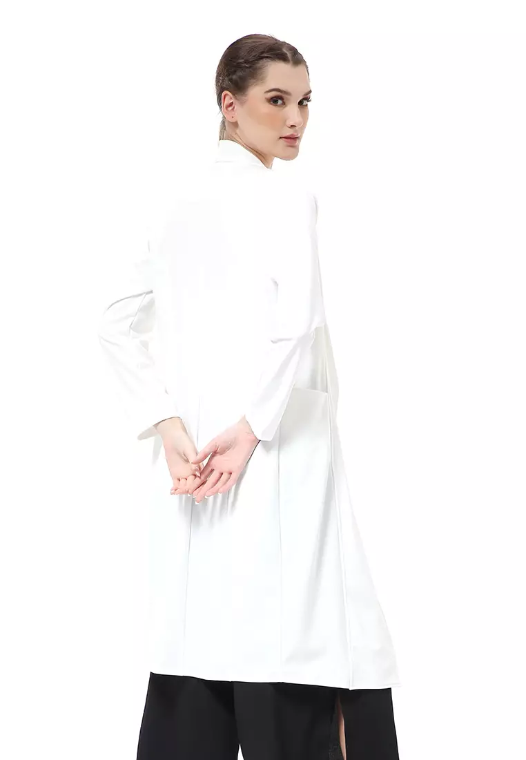 Myra Outerwear Wanita Long Blazer Desain Kancing Plain Motive Material Wedges ORIGINAL - White