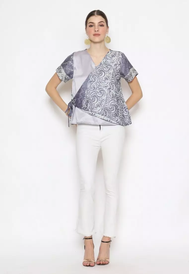 Rinjanie Batik - Blouse Batik Hapa Awan Sahaja - Atasan Batik Wanita - Blouse Batik Kantor - Blouse Batik Kekinian - Blouse Batik Ikat - Batik Cap Mix - JJQI - AS