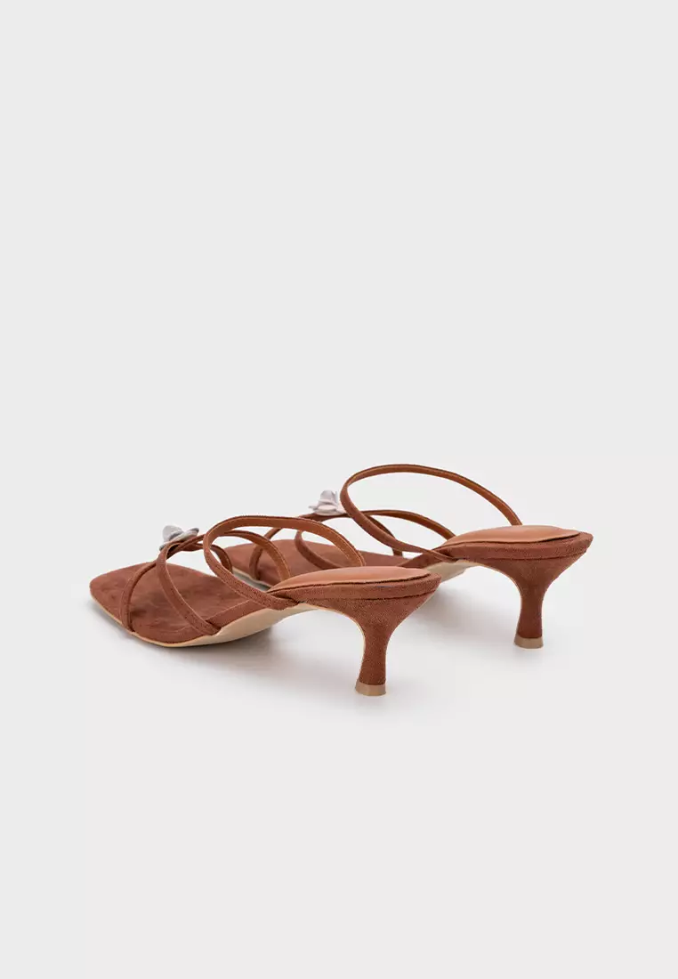 FLORAL DETAIL STRAPPY SQUARE TOE MID HEEL SLIDE