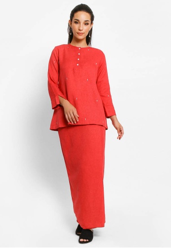 Kurung Nalia in Red from BETTY HARDY in Red