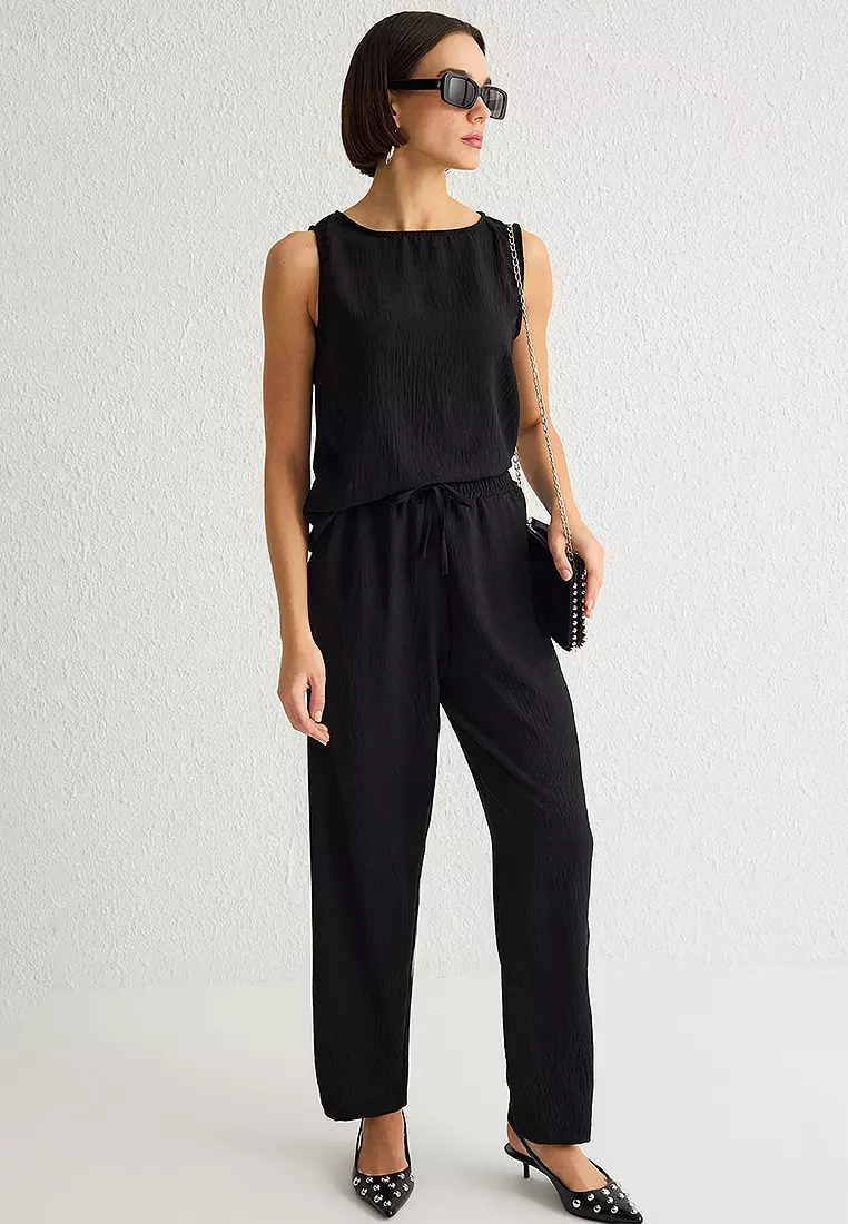 Black Sleeveless Blouse And Elastic Waist Wide Leg Trousers Woven Top Bottom Set