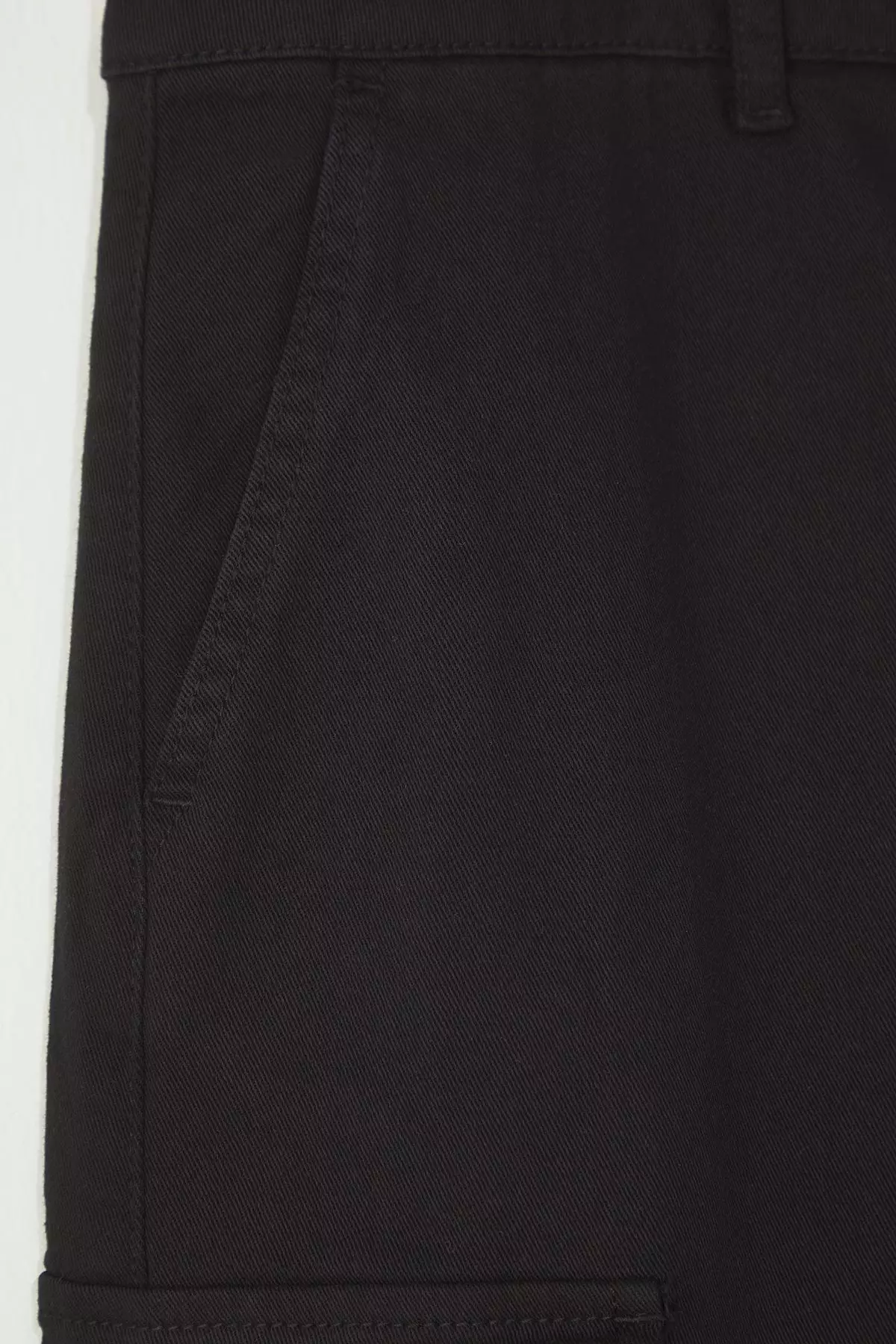 Black Plus Size Cargo Pocket Regular Cut Comfortable Cotton Shorts & Bermuda TMNSS25AP00008