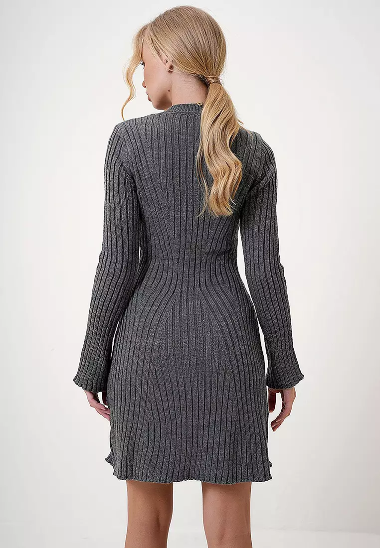 Crew Neck Knit Dress