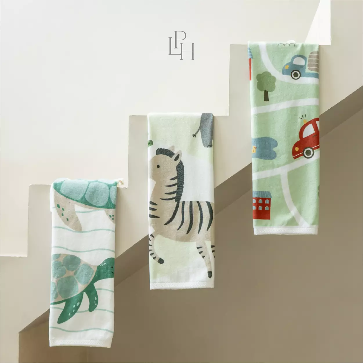 Little Palmerhaus - Little Terry Towel 44.0 (Handuk Bayi & Anak) Busy Street