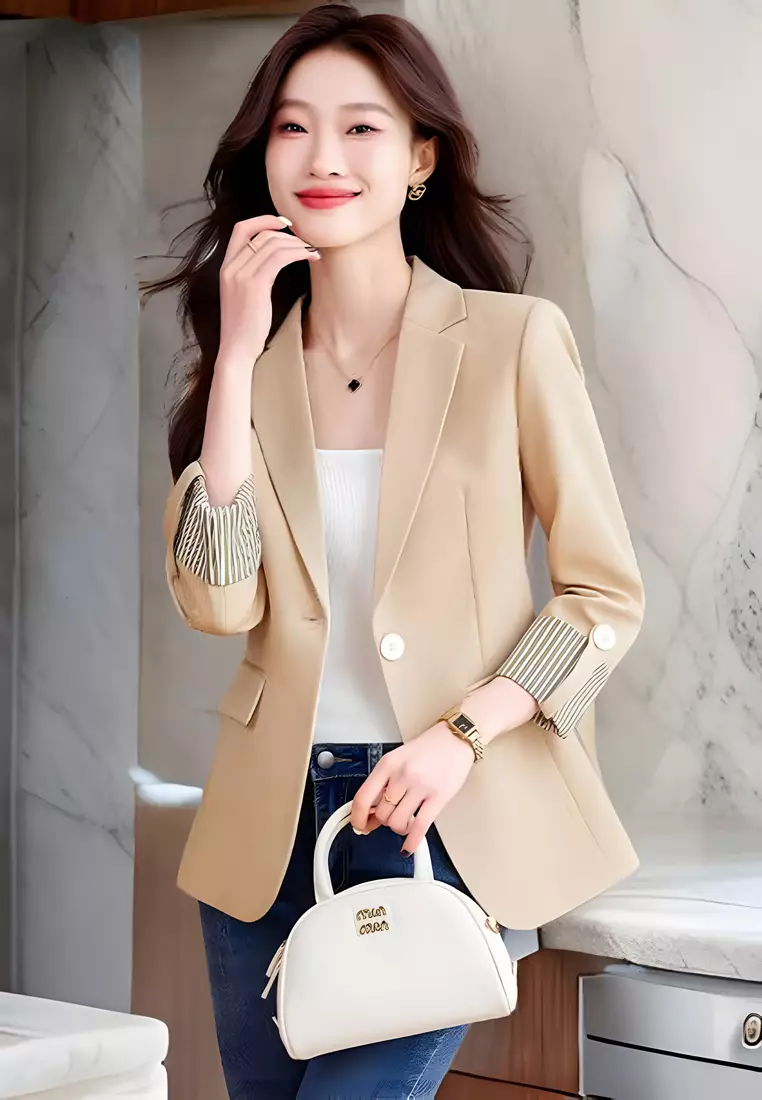 Single Button (Roll Up Sleeve)