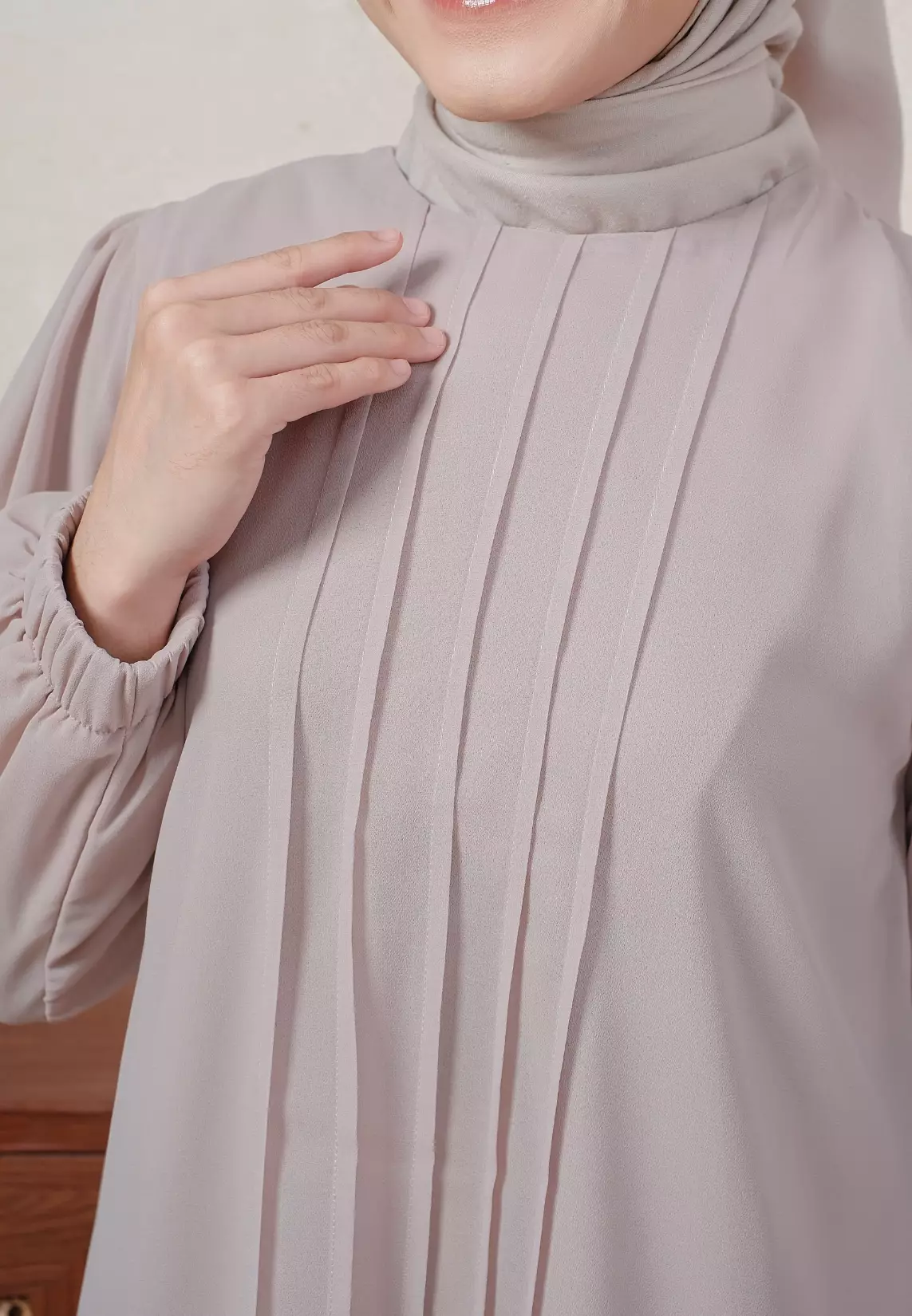 Nicole Blouse - Khaki