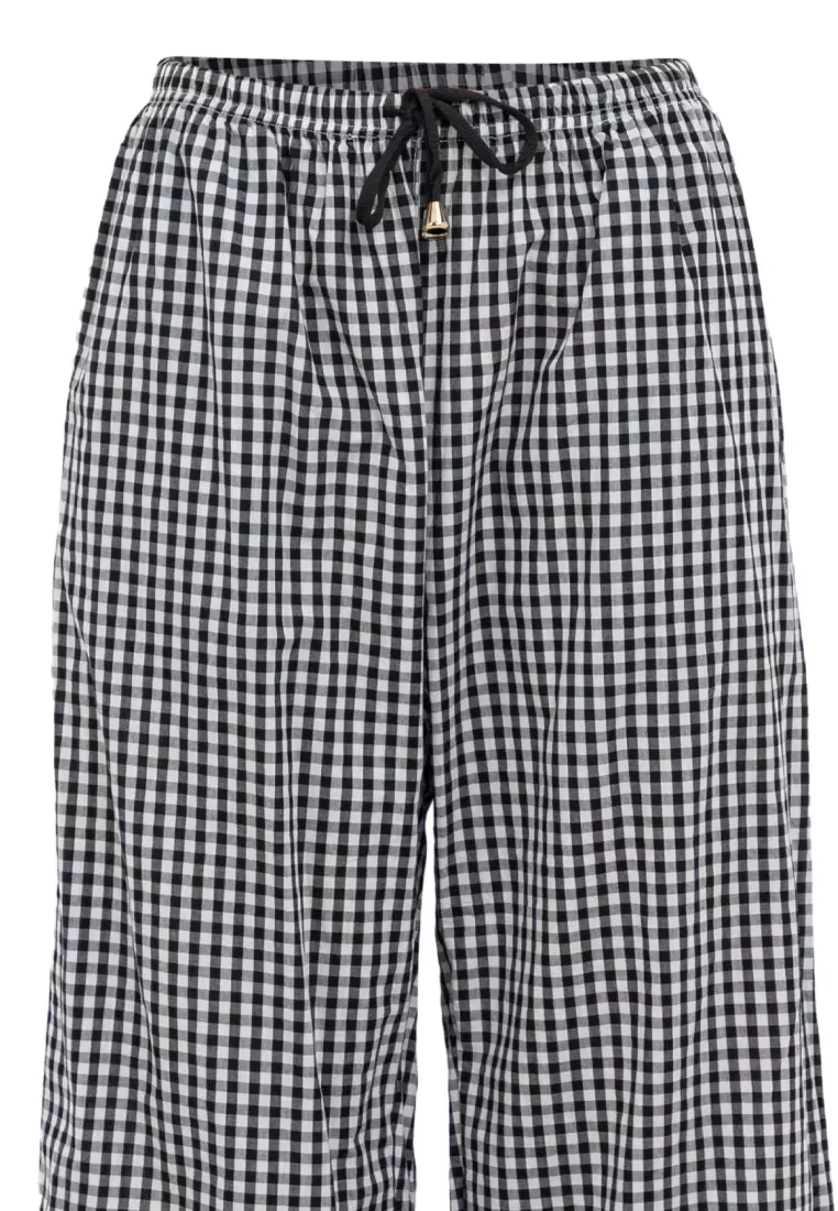 Carine Square Pants