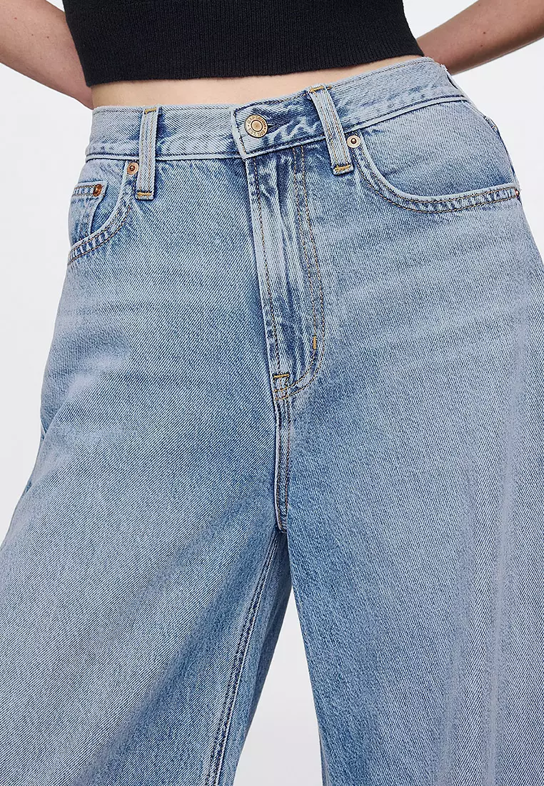 High Rise Horseshoe Jeans