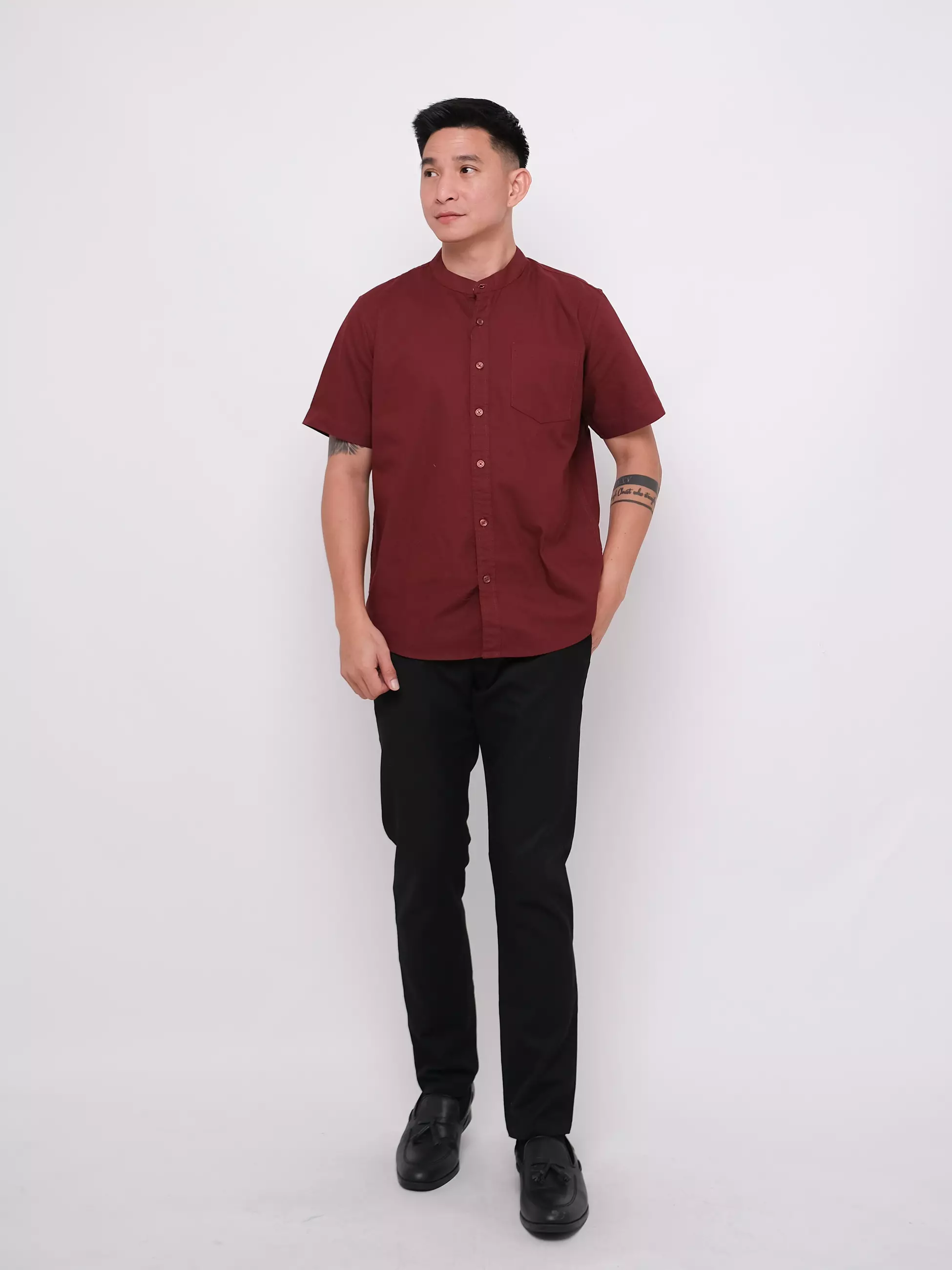Kemeja Kerah Shanghai Bahan Oxford Baju Koko Lengan Pendek Polos Maroon 50440