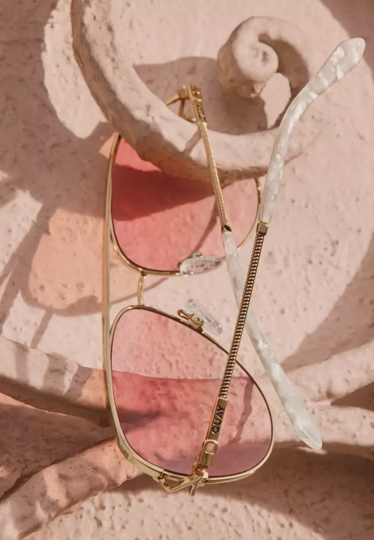 QUAY High Key Twist Adorned Sunglasses - Gold/Light Peony