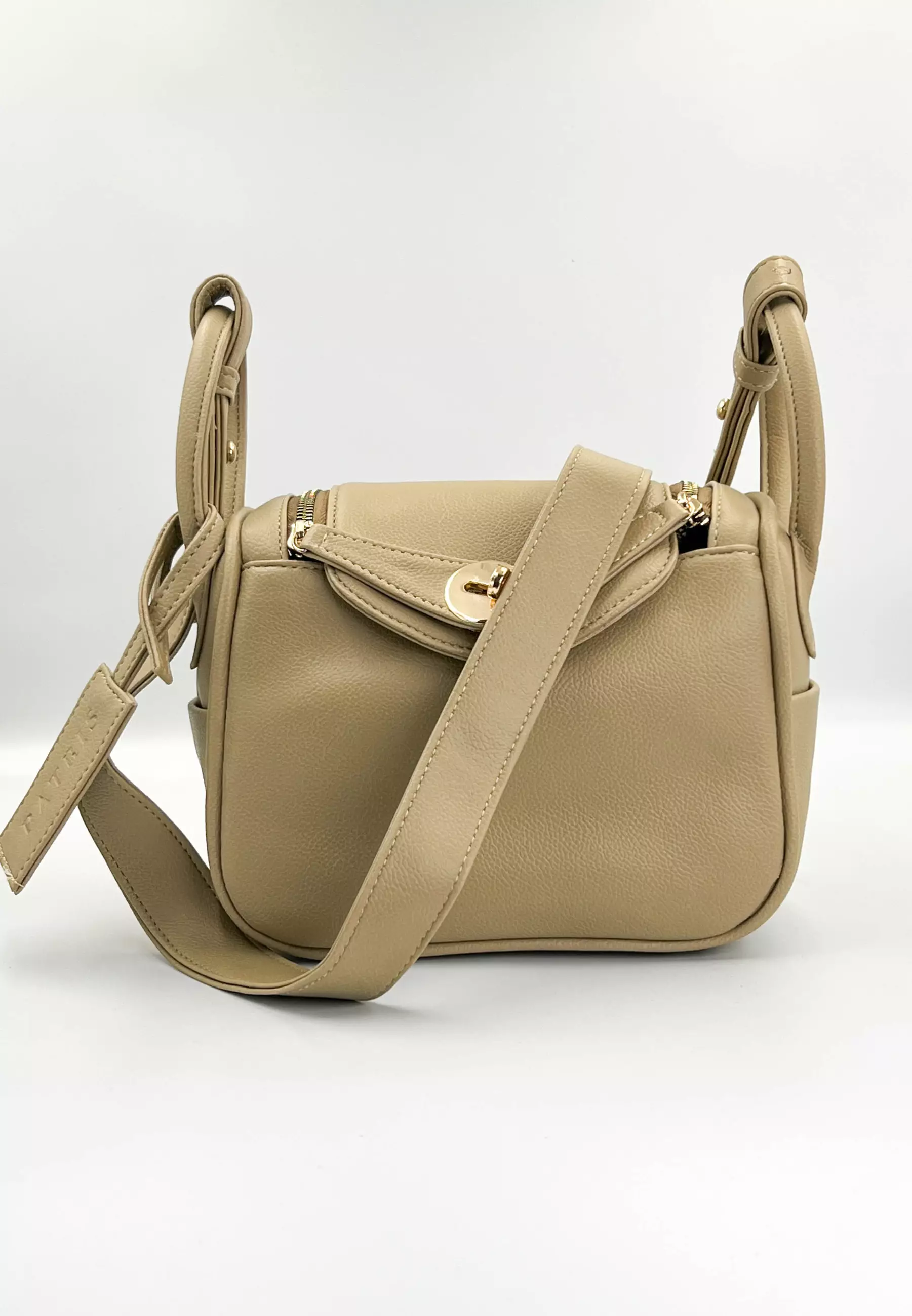 Patris Lyodra Sling Bag / Tas Wanita Selempang