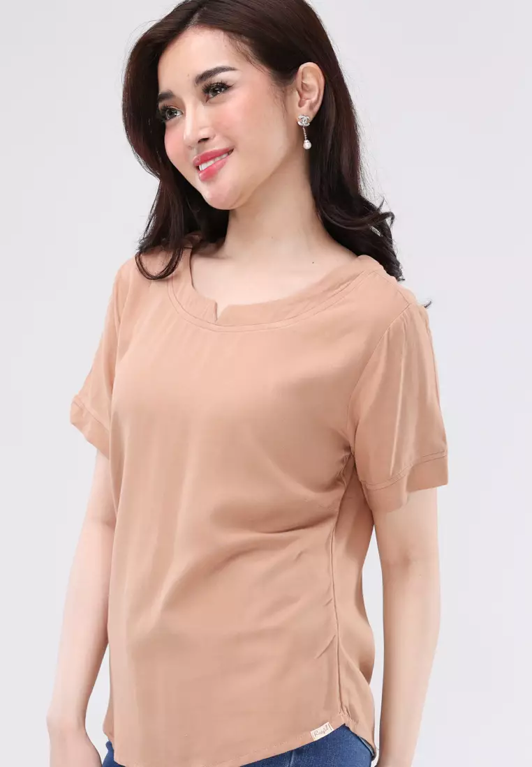 Bold Twill Short Sleeves Round Neck Blouse