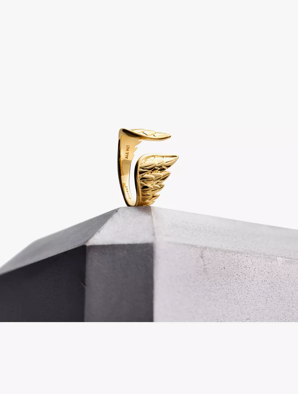 Marvel Thor Wings 14k Gold-Plated Ring - 54