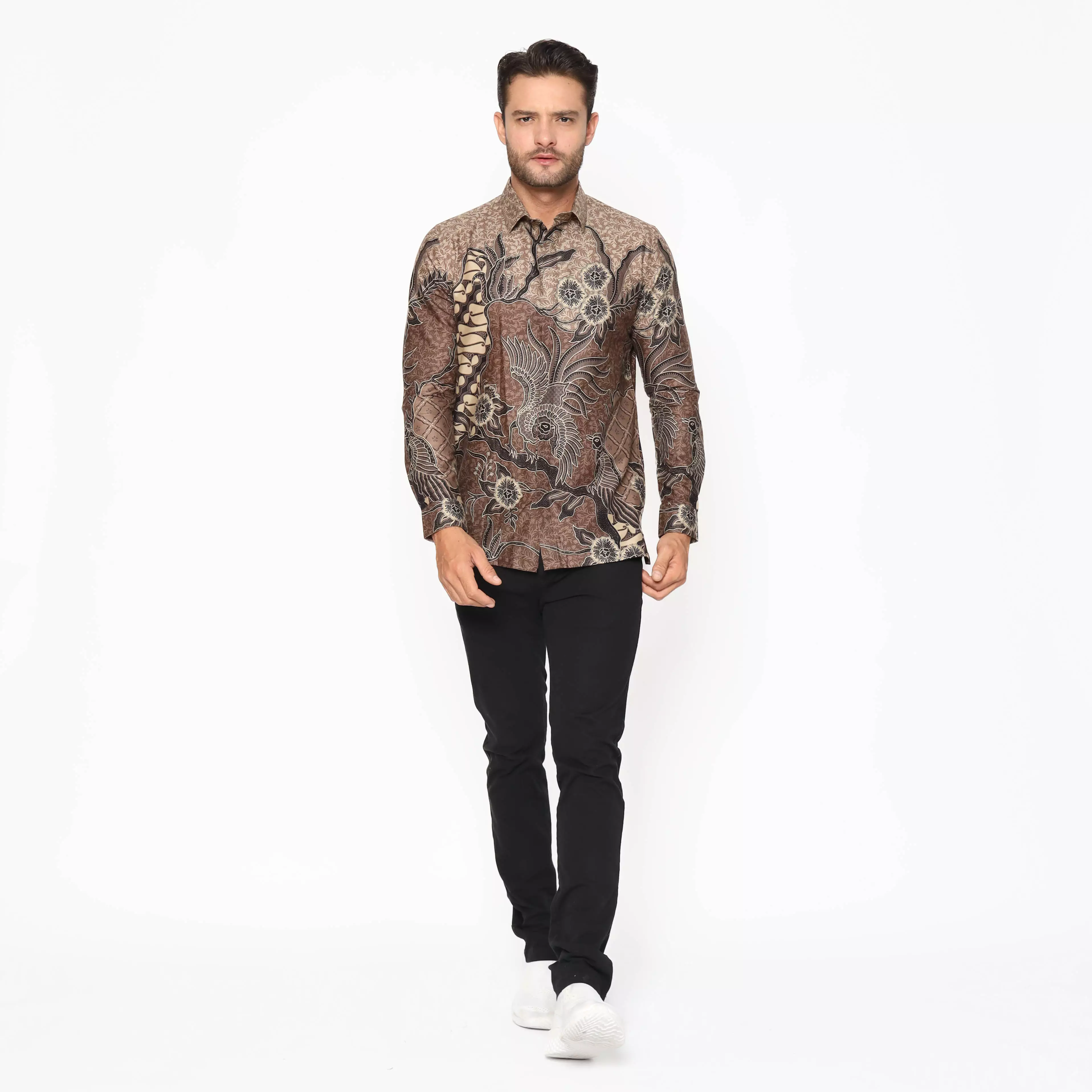 MAGINOT ARUNA BROWN Batik Slim Fit Lengan Panjang