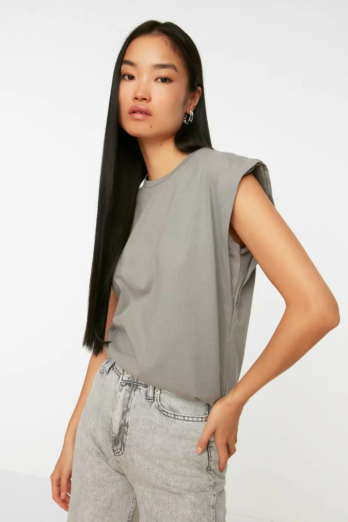 Wide Shoulder Muscle Tank Top