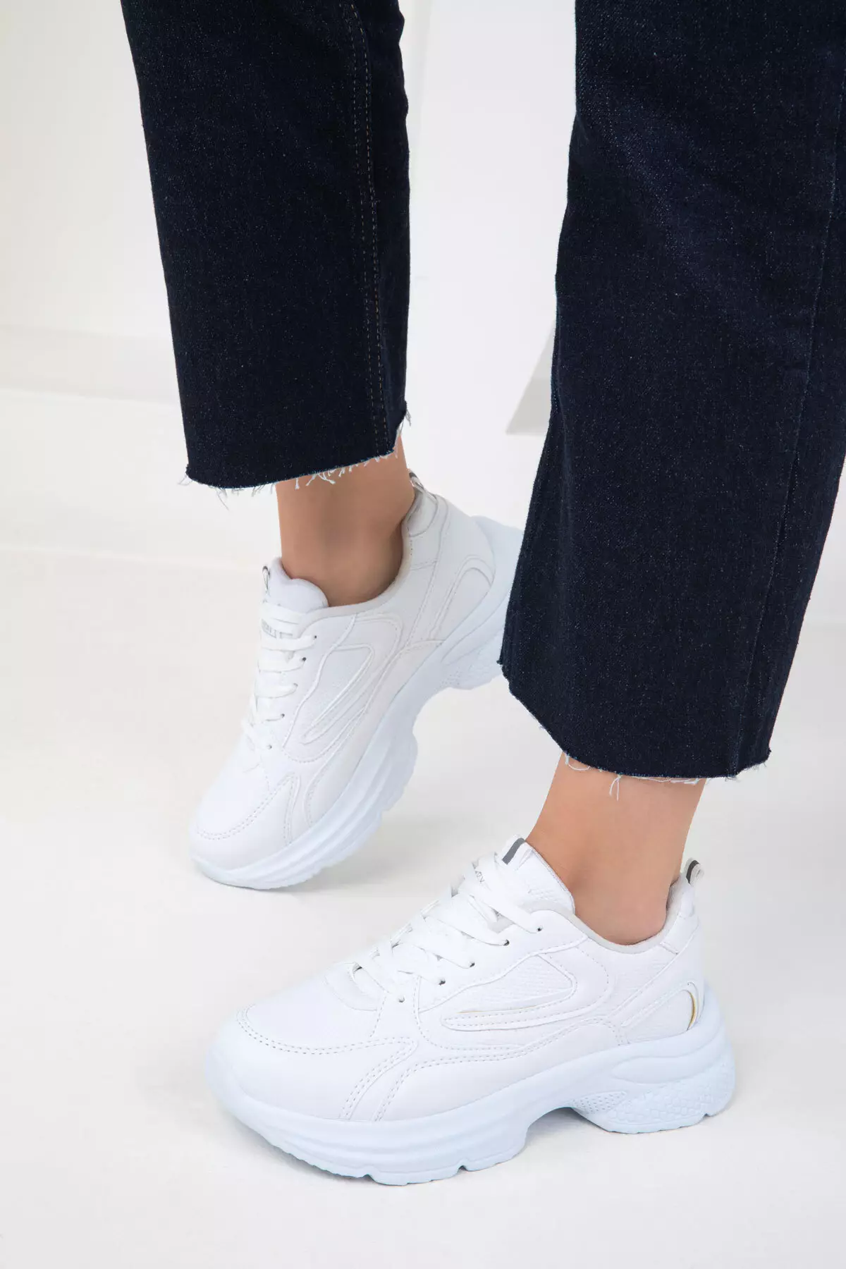 White-C Women's Sneakers 18802