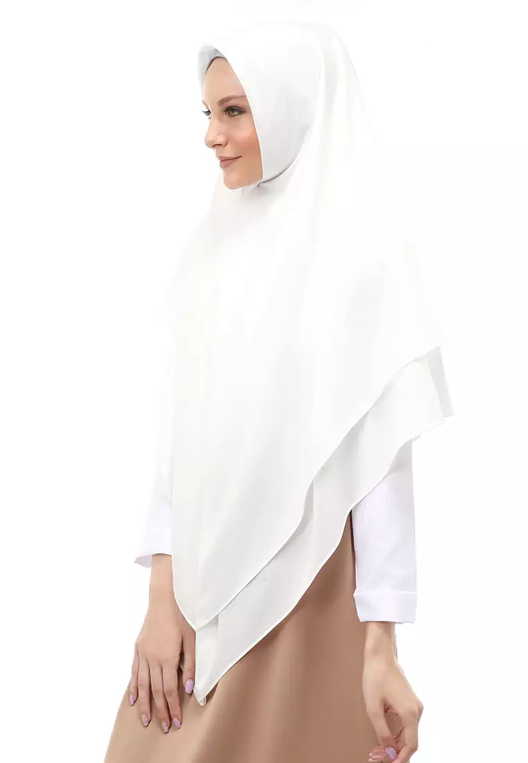 Layla Jilbab Syar'i Jumbo Motif Polos Relaxed Fit - Broken White