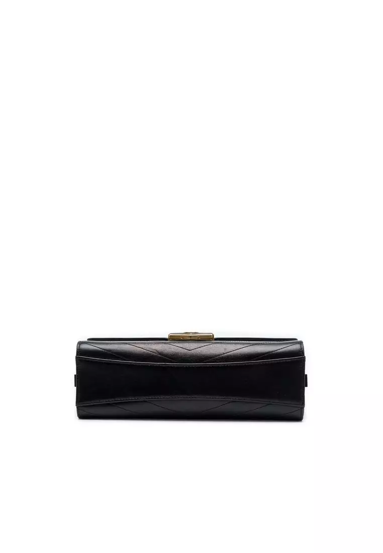 Pre-Loved Chanel Cc Chevron Calfskin Medal Flap