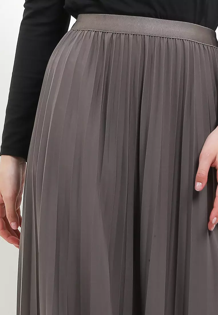 Maxi Pleats Skirt