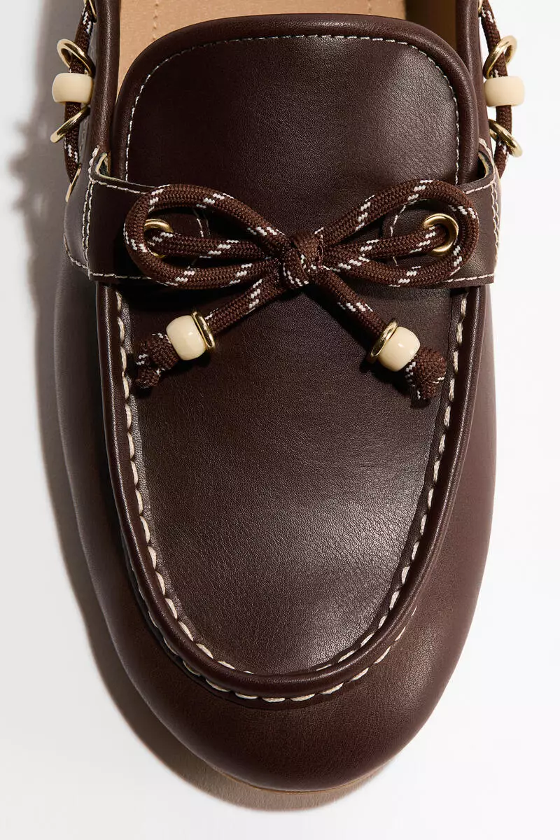 Deck shoes