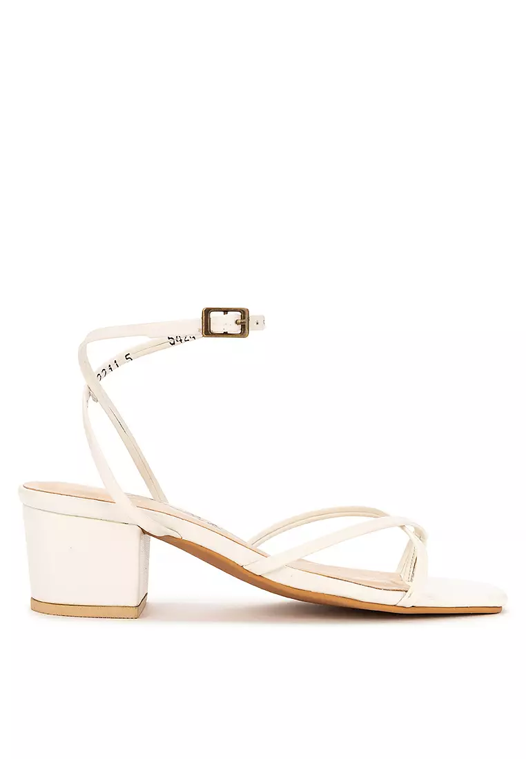 CARMELLETES Strappy Toe Ring Block Heels