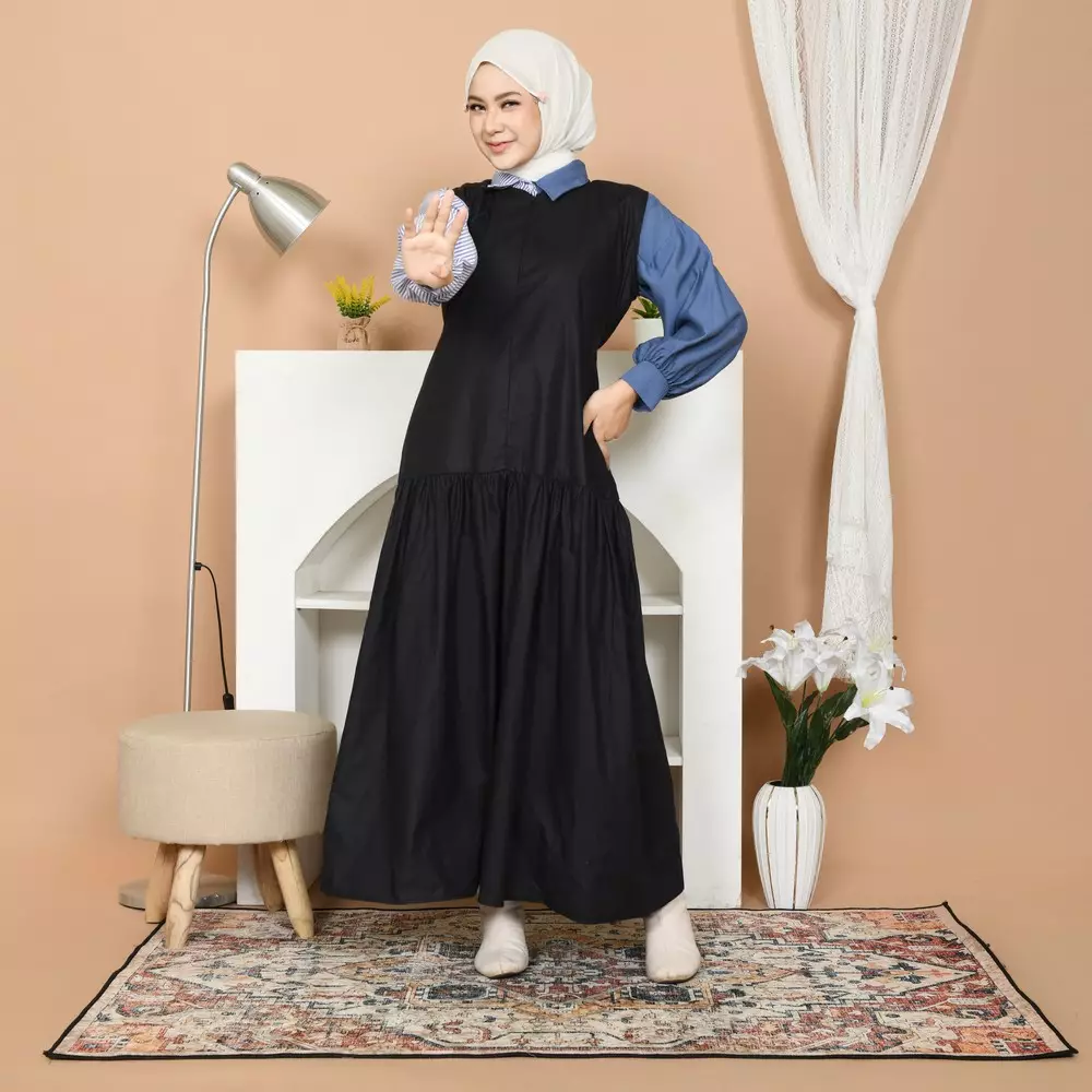 Laluna Dress - Black M19552 R89S2