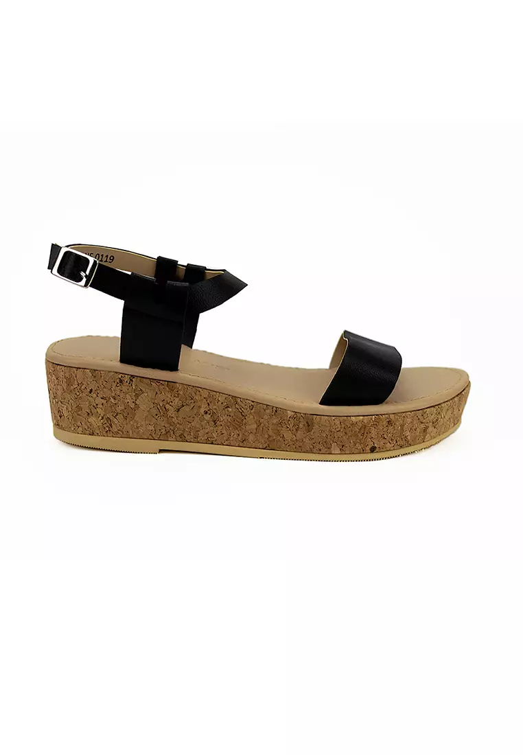 Discount on Cardam's Lifestyle  shoes - SKU: Eclb Lne 00119 Black  Wedge Sandals
