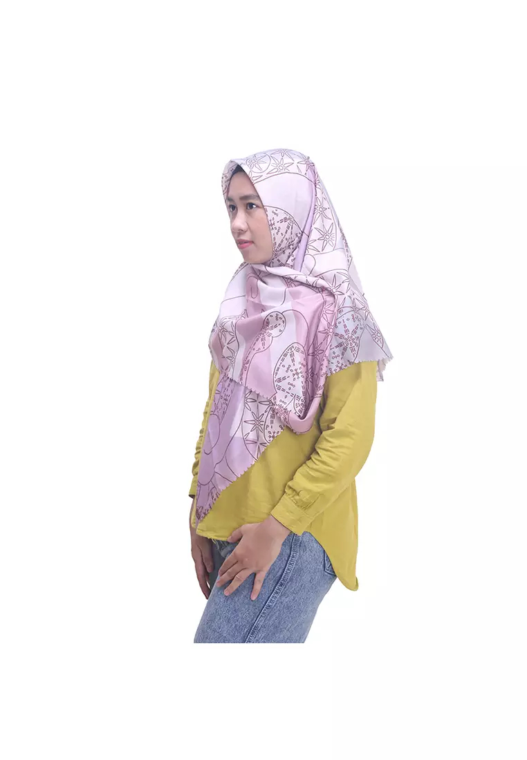 Hijab Scarf Batik Semar Mego Kumala 115x115 cm