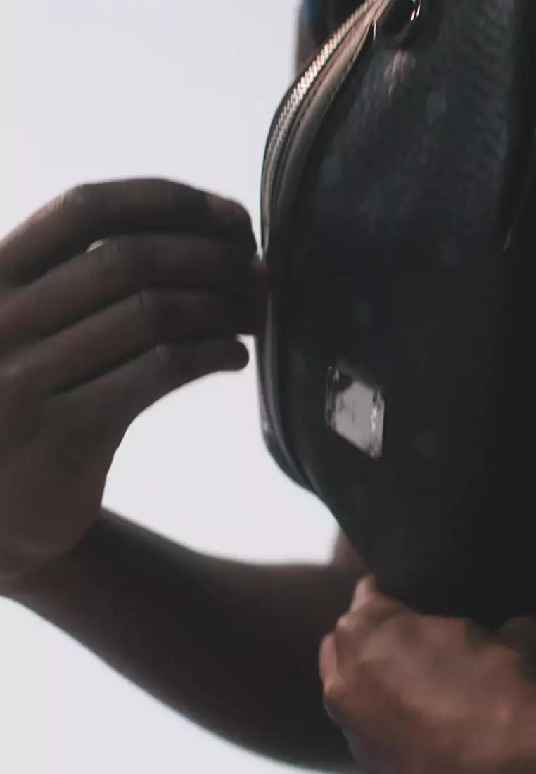 Fursten Belt Bag in Visetos