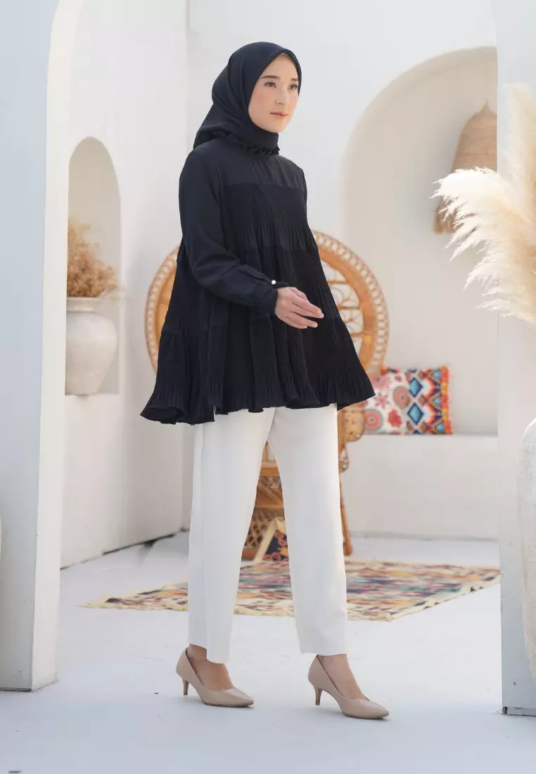 Cassie Blouse - Black