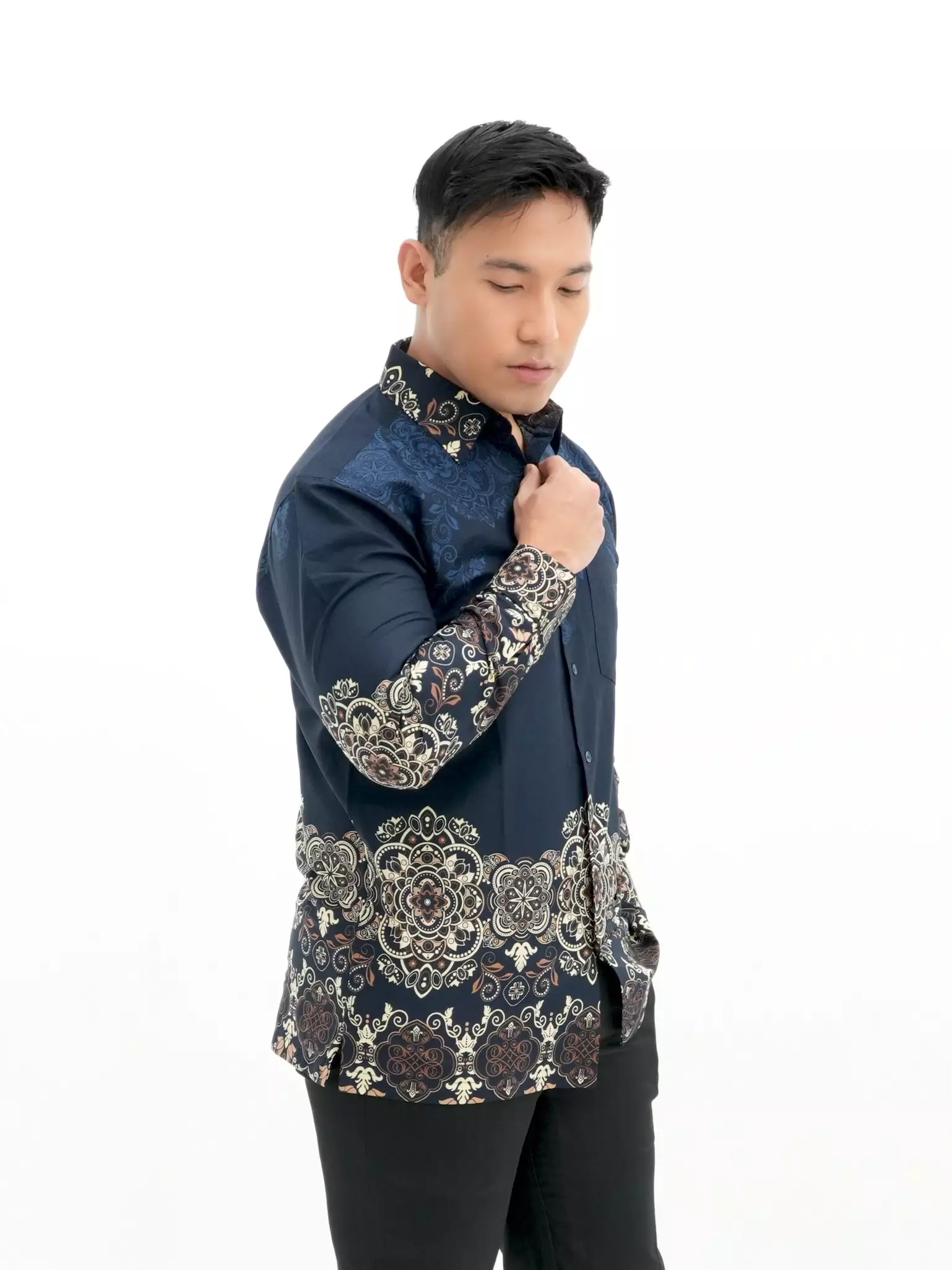 Kemeja Batik Lengan Panjang Biru 16867