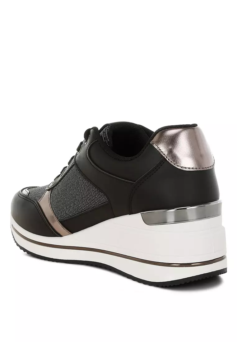 Sepatu Kets Kulit Imitasi & Jaring Warna Hitam