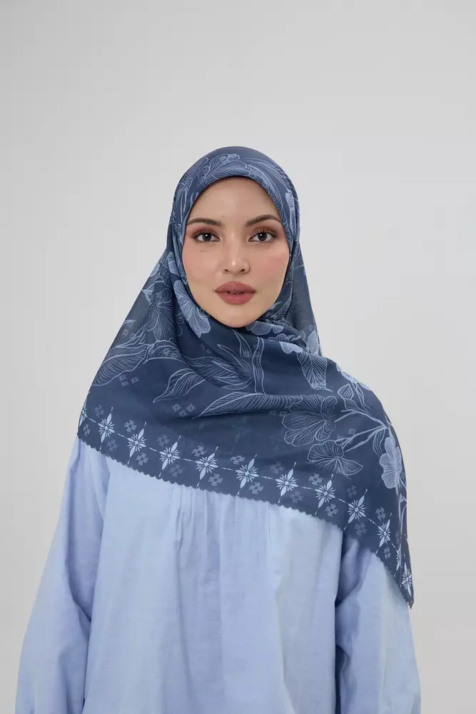 MFMW Twilight Scarf - Kerudung Segi Empat Premium Motif Bunga - River Mist