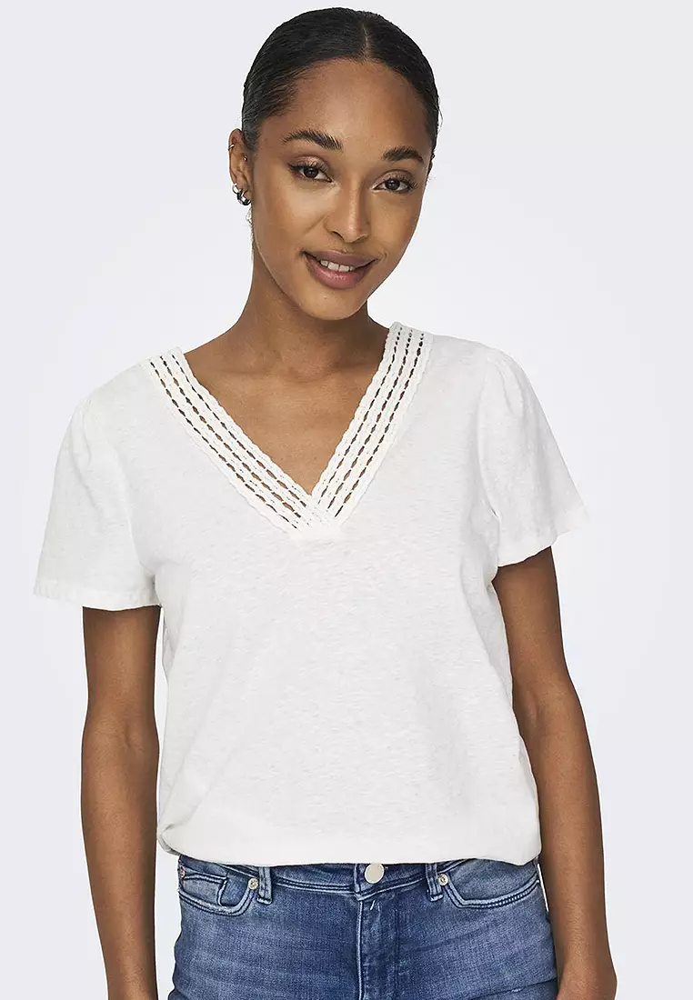 Benita Short Sleeves V-Neck Top