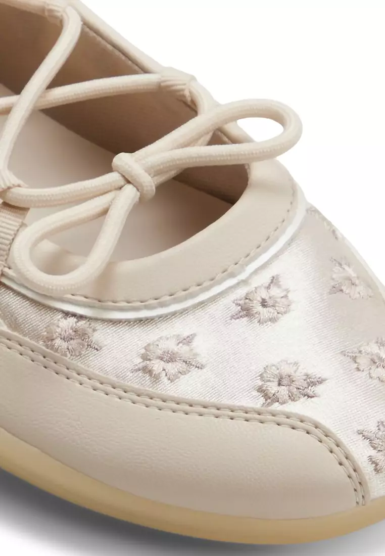 Arabelia Flats