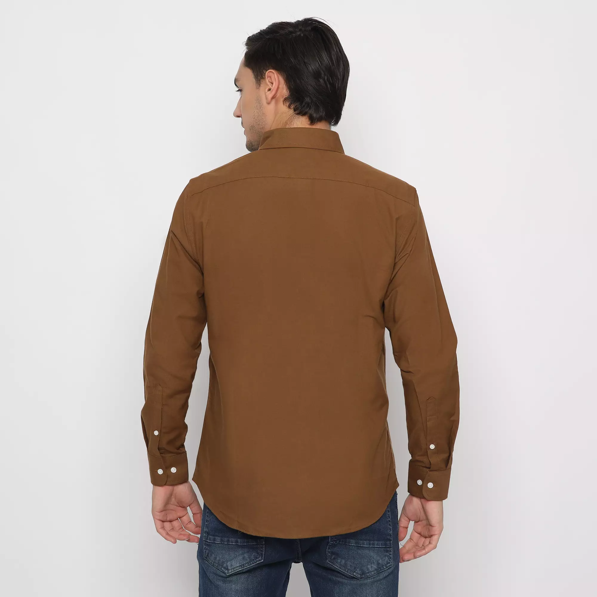 Platini Kemeja Pria Polos Lengan Panjang Katun Oxford Coklat Tua 66217