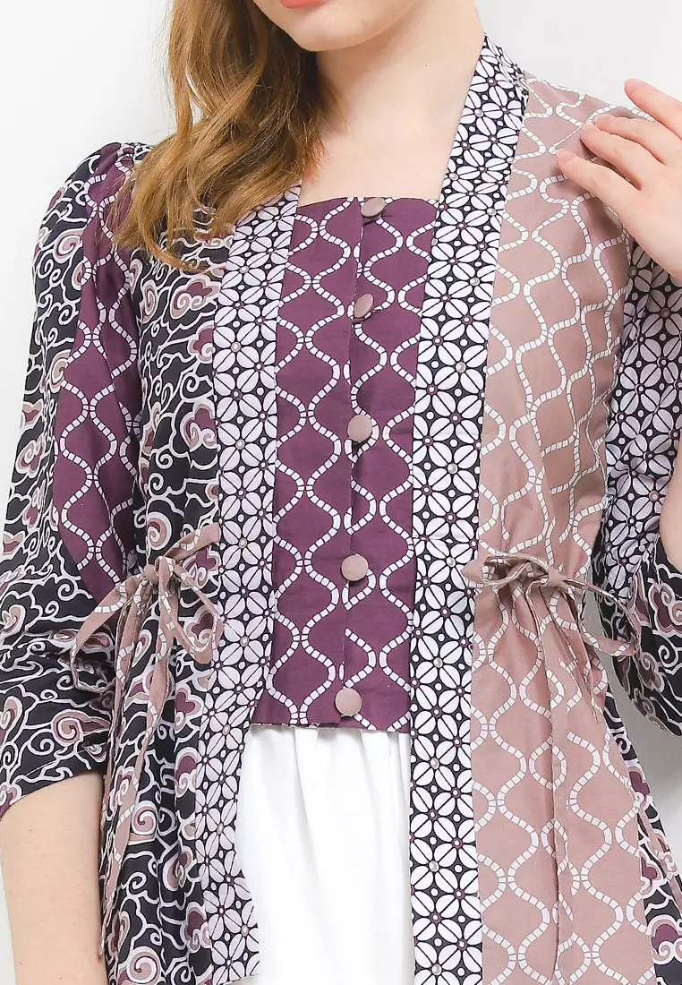 Blouse Atasan Batik Wanita Kutubaru Nirmala Maroon Lengan Panjang