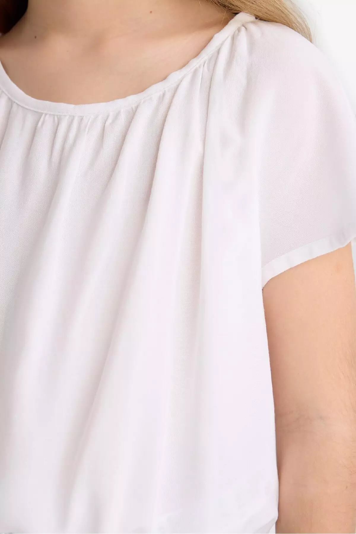 女童圓領短袖黑色上衣 E6855A825Sm