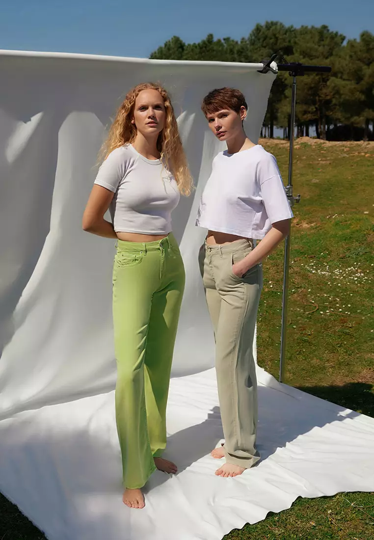 Classic Wide Legs Jeans