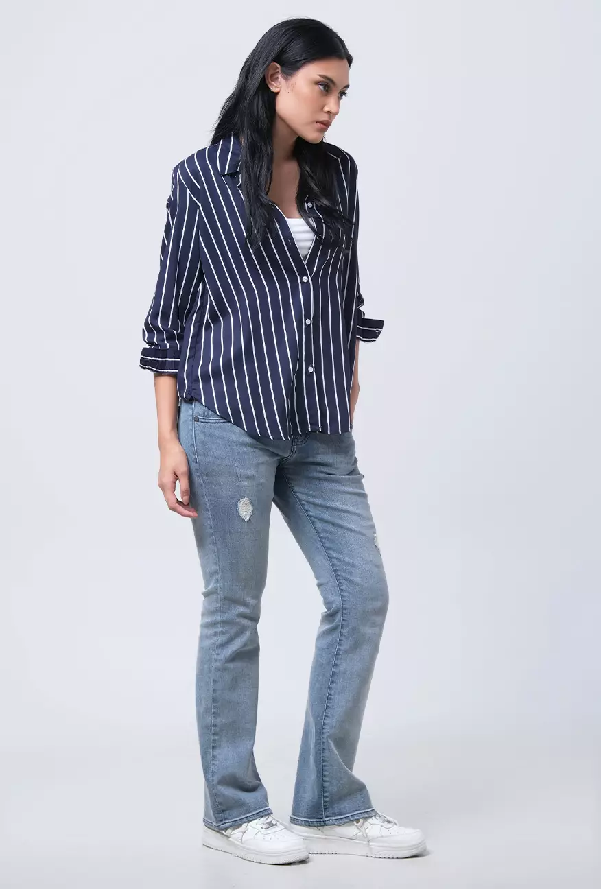 Kemeja Wanita Qreane Navy White