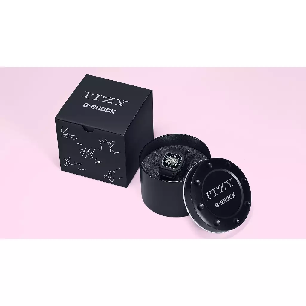 Casio G-Shock Jam Tangan Wanita dengan Format Digital GMD-S5610IT-4BDR