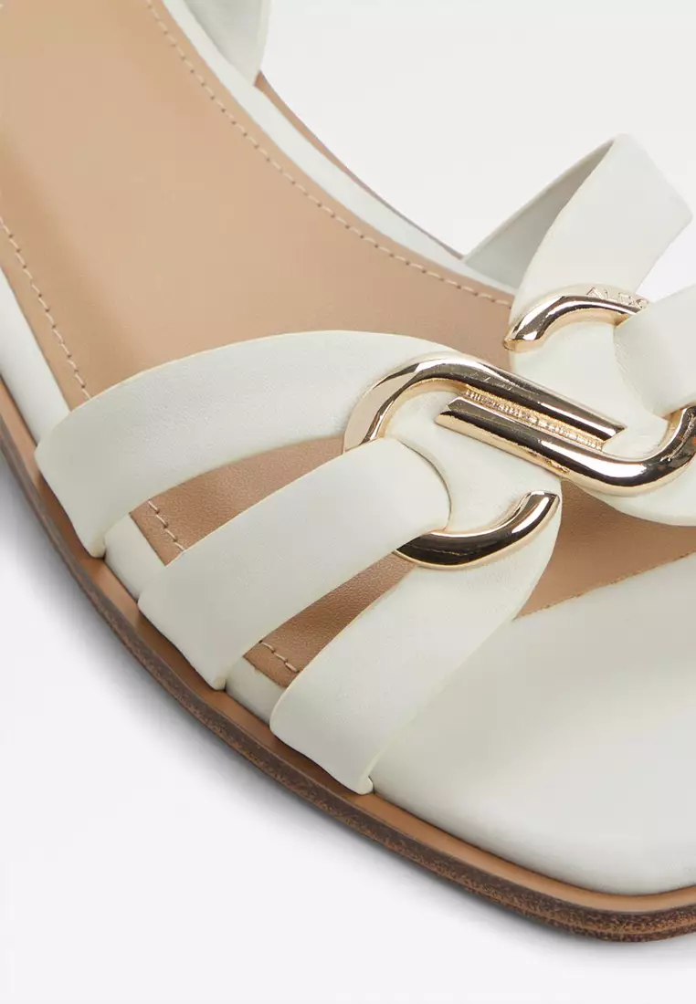 Nydirarin Flat Sandals