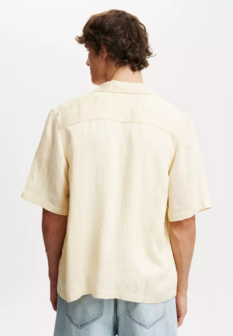 Box Fit Short Sleeve Shirt