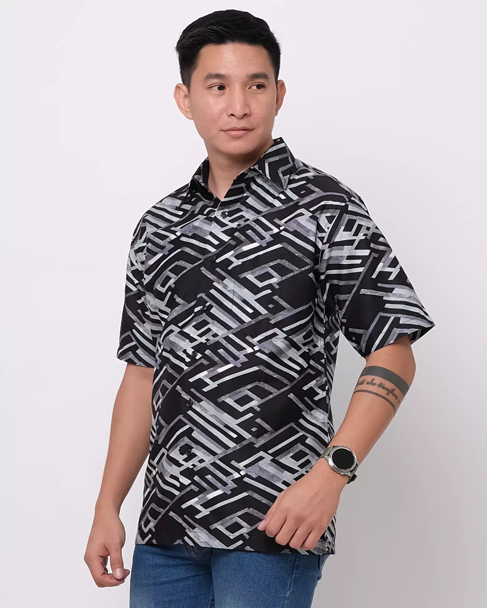 Andre Michel Kemeja Lengan Pendek Hitam Motif Abu 16761